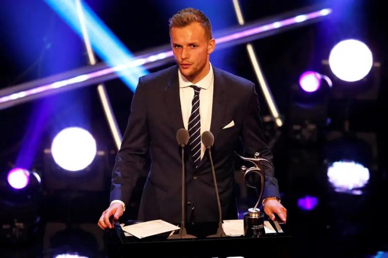 Lennart Thy đã được trao giải thưởng FIFA Fair Play năm 2018