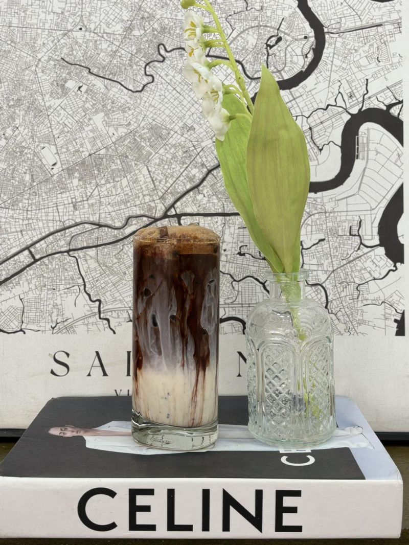 LEO Coffee House
