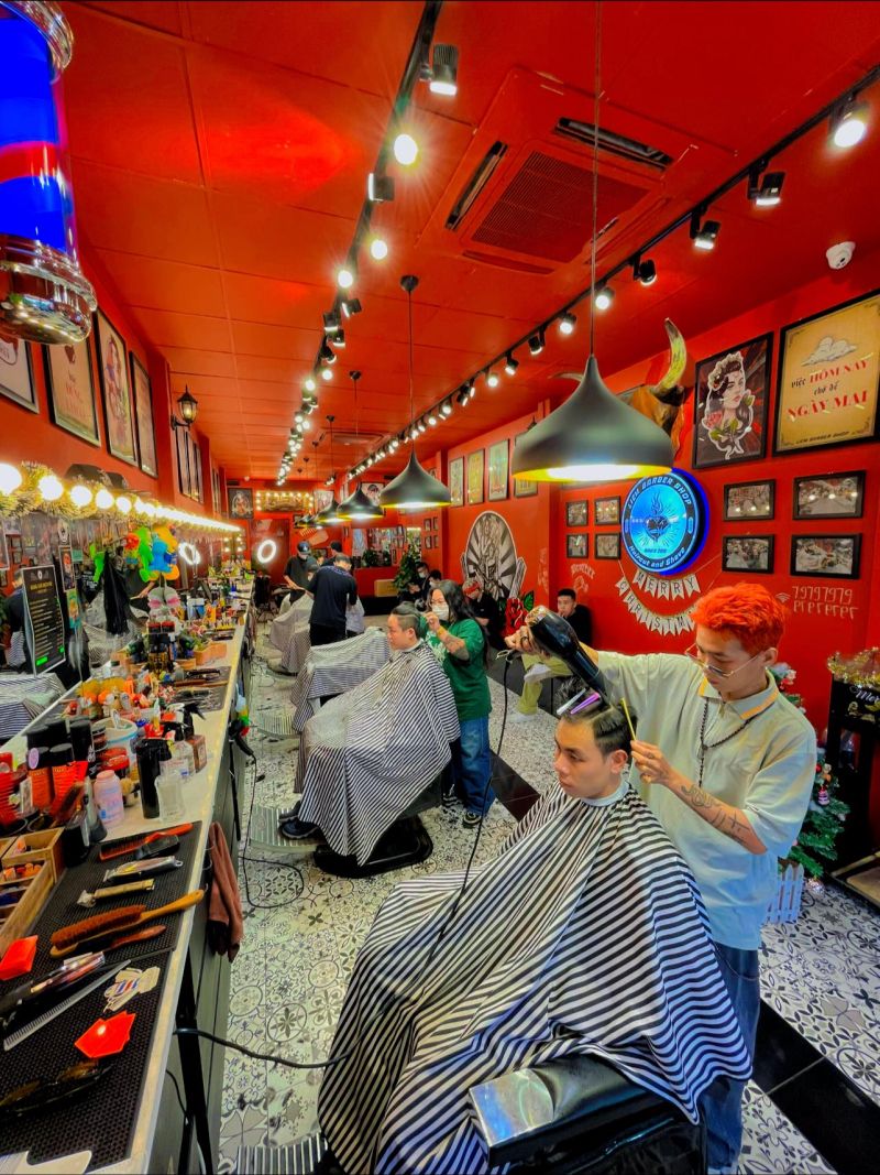 Liem Barber Shop