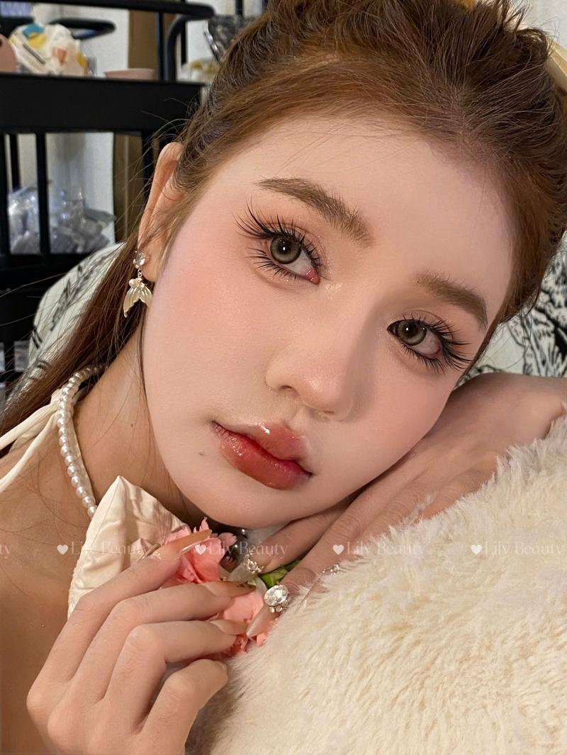 Lily Beauty