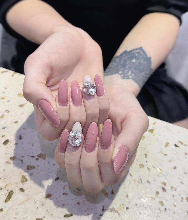 Linh Nail