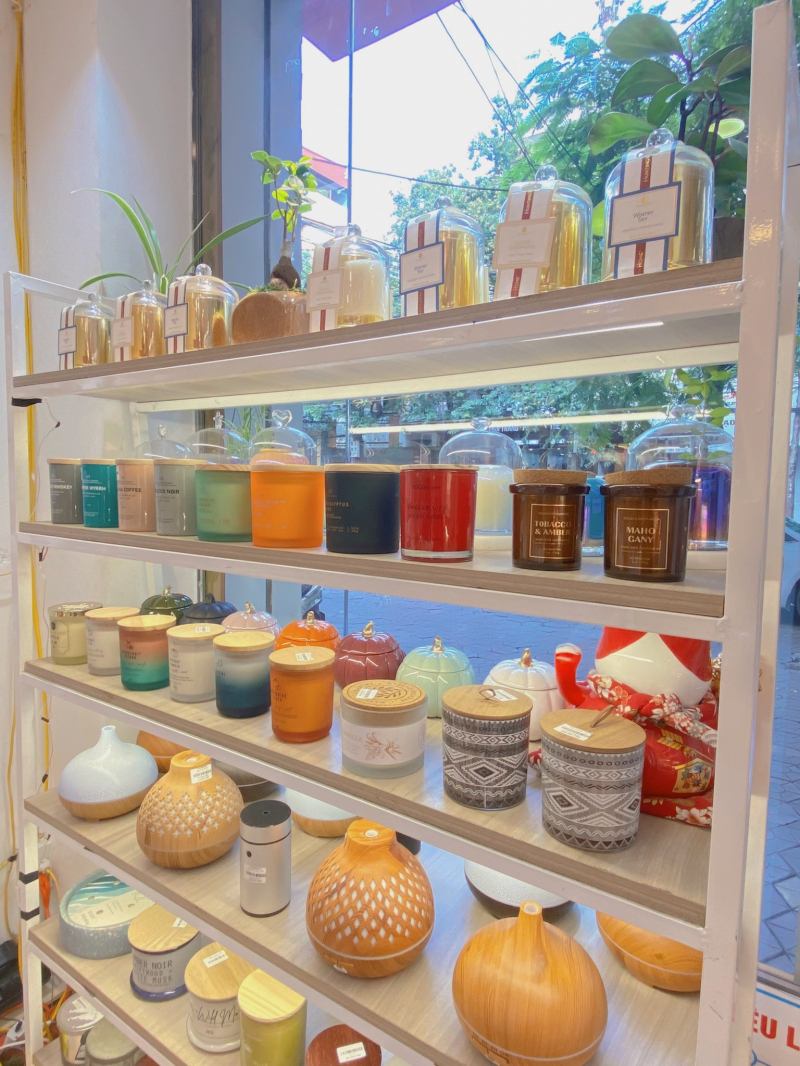 Linn Candles