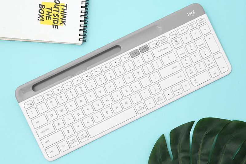 Logitech K580