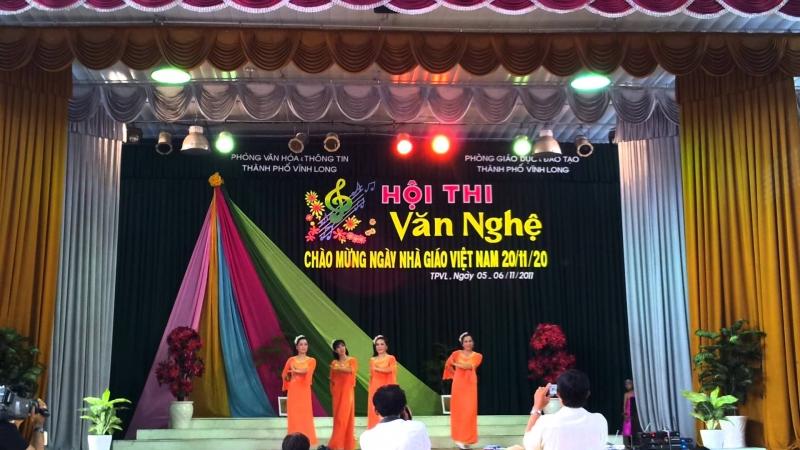 Lời dẫn chương trình văn nghệ THCS 20/11