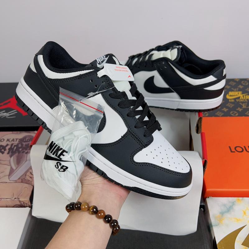 Lôi Sneaker - Hòa Bình