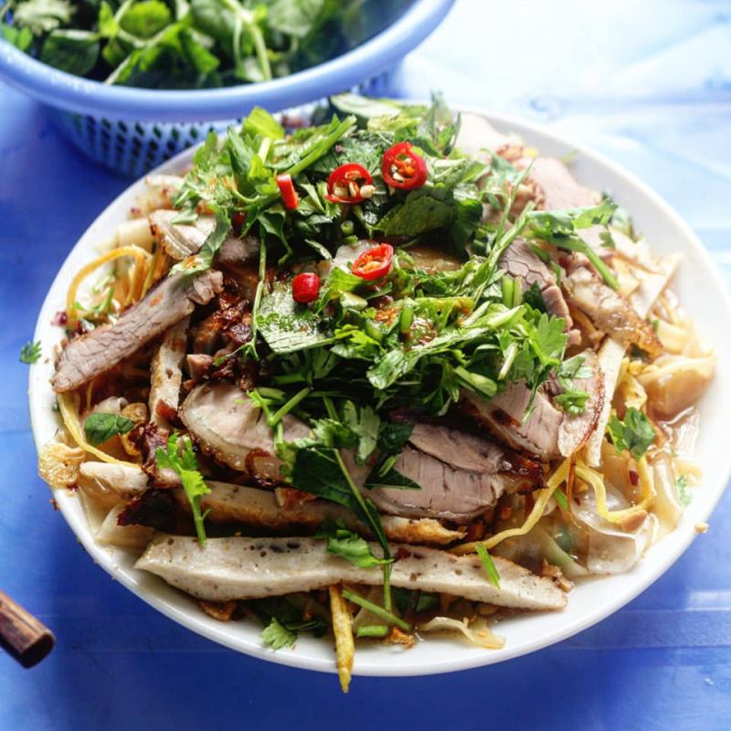 Lợn “cắp nách” 6 món