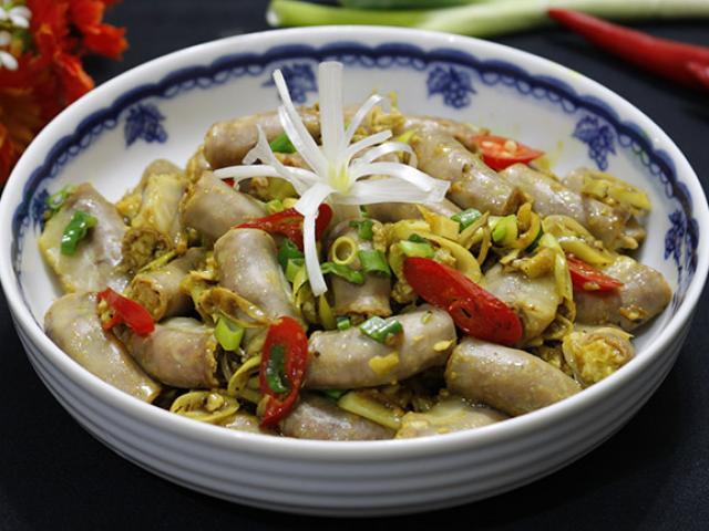 Lòng lợn xào sả ớt