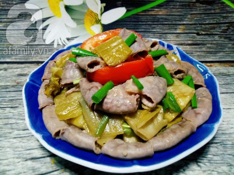 Lòng non xào dưa chua
