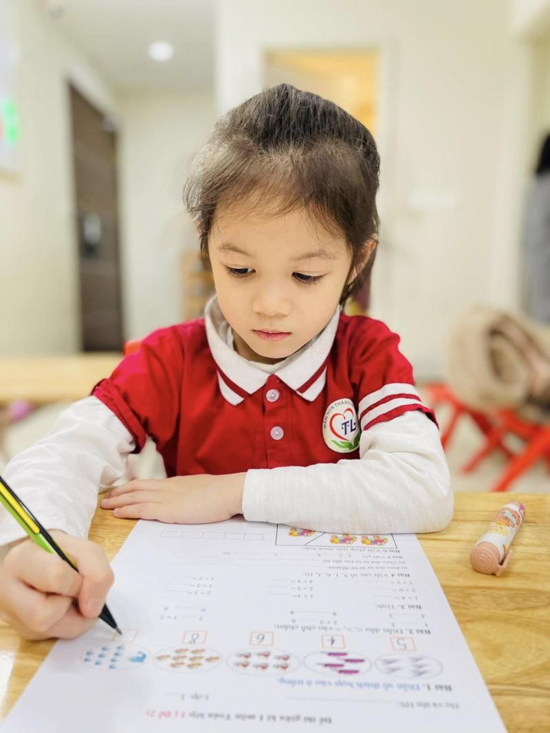Lớp cô Thảo Tiền tiểu học