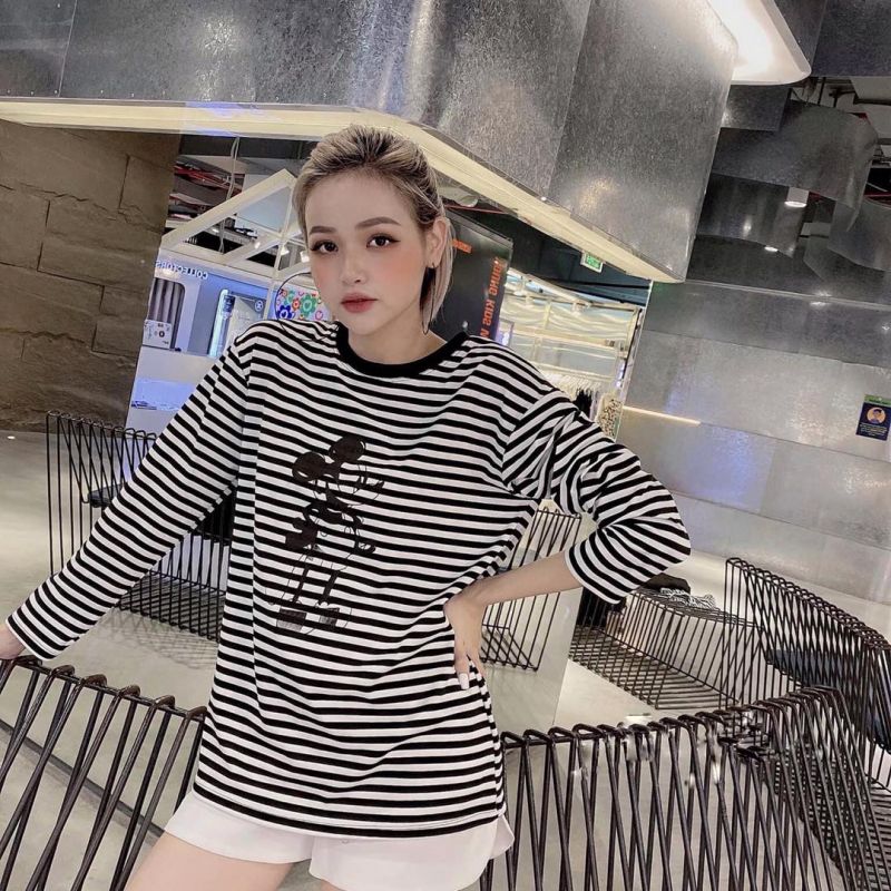 Áo thun đơn giản, dễ phối đồ