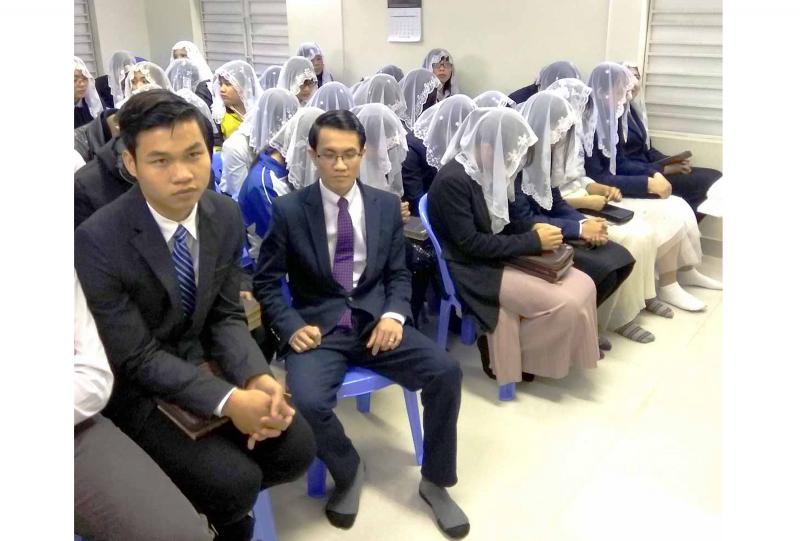 Lừa theo hội Thánh chúa, hoặc tôn giáo lạ