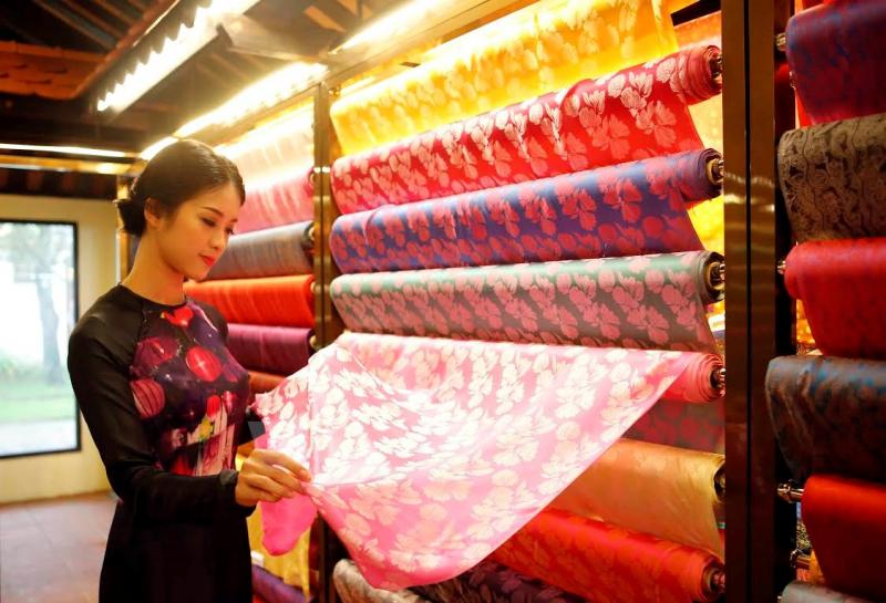 Lụa tơ tằm