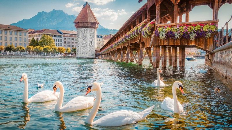 Lucerne là một thị trấn cổ kính của Thụy Sĩ
