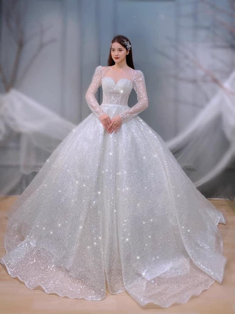 ﻿LUNA Wedding House