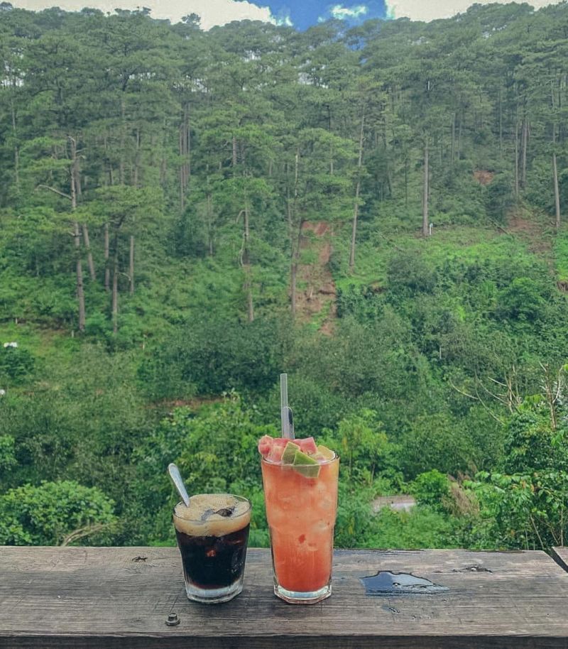 Lưng Chừng