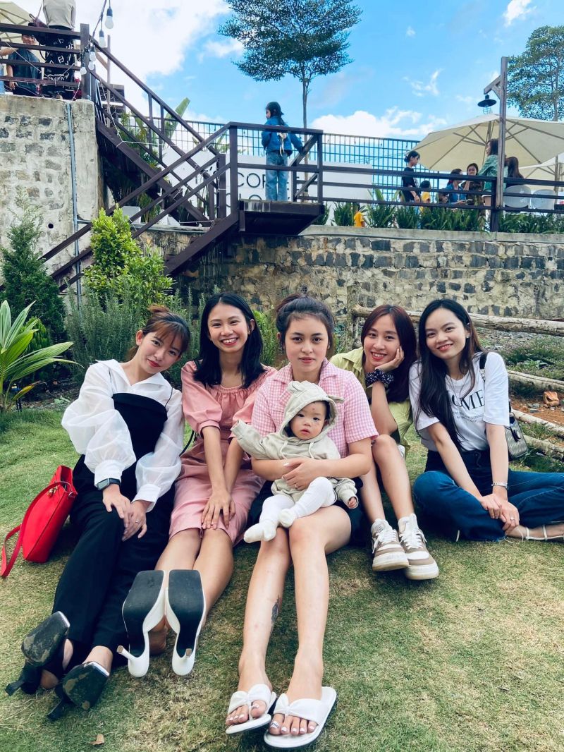 Lưng Đồi - Garden & Coffee