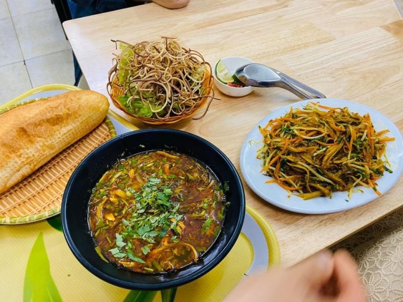 Lươn O Quế