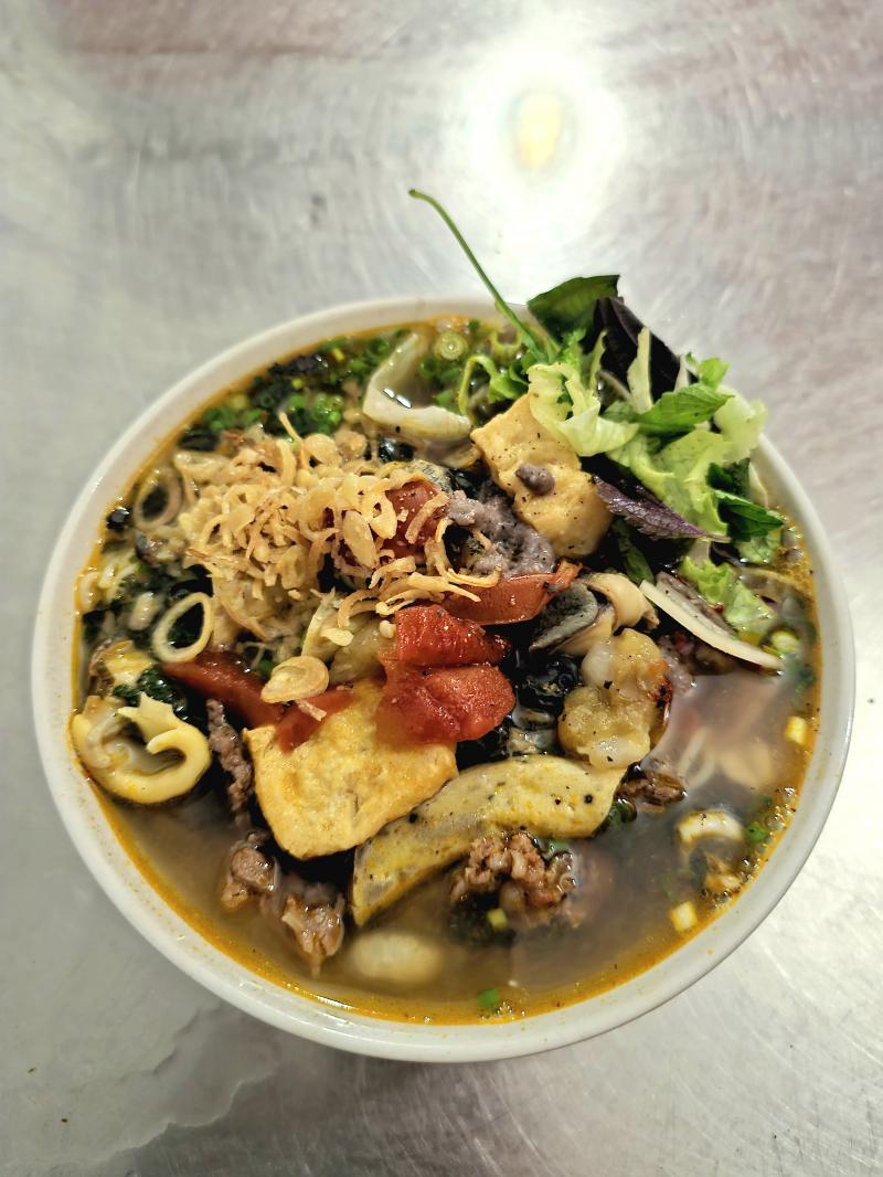 Lượng béo - Bún ốc gia truyền