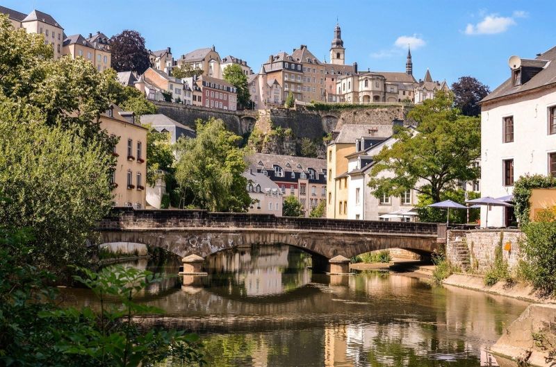 Người lao động phổ thông ở Luxembourg được trả 12,94 EUR/giờ
