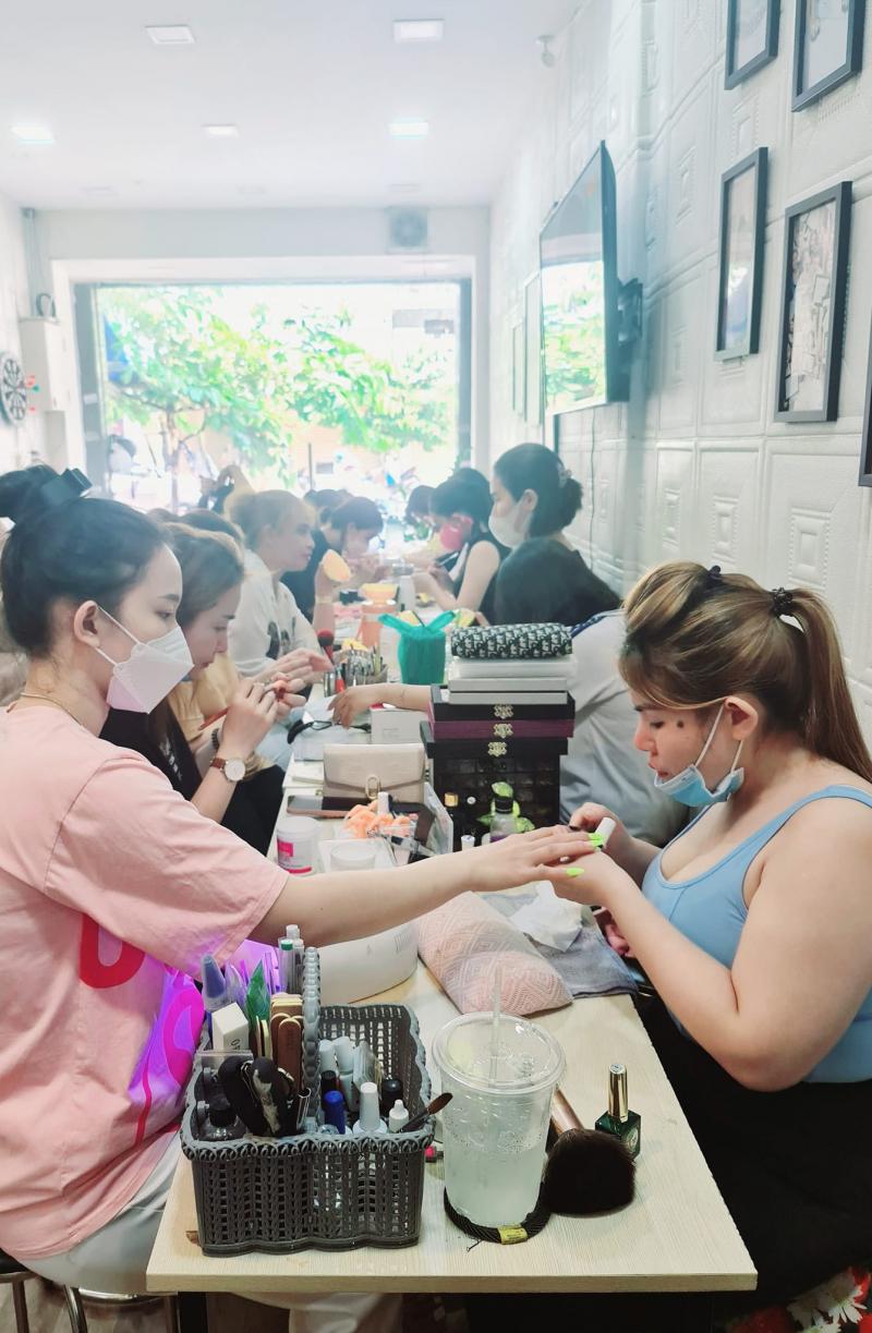 Luxury Nails