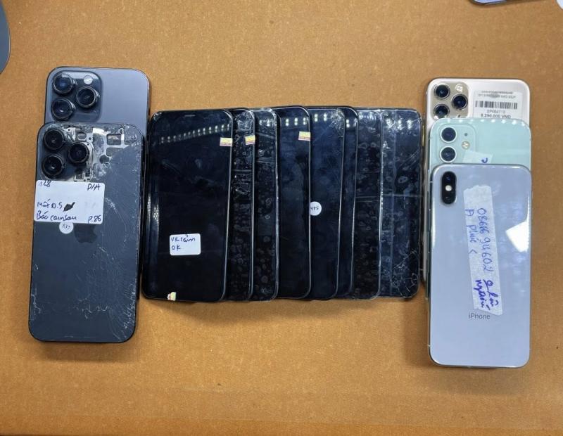 Ly's Mobile