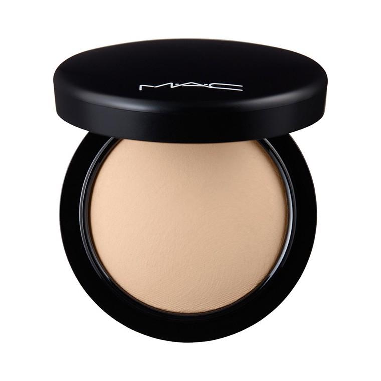 MAC Studio Fix Powder Plus Foundation
