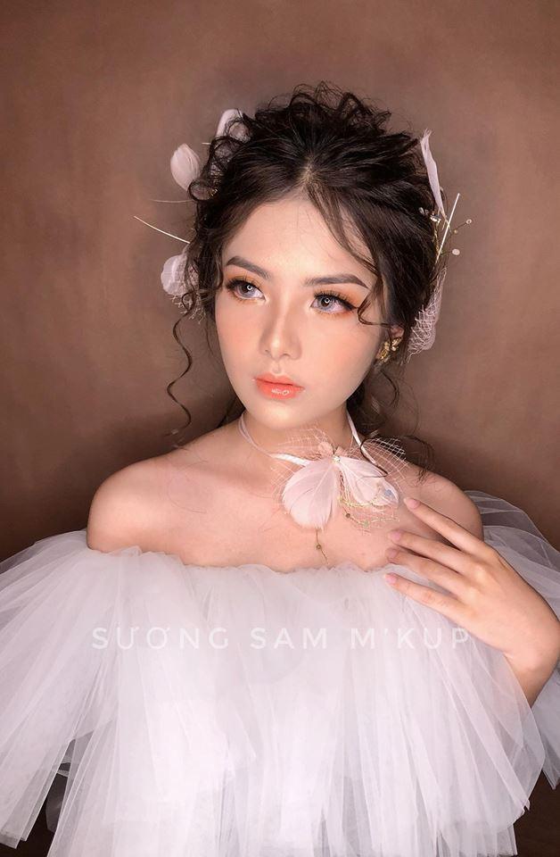 Make up Sương Sam