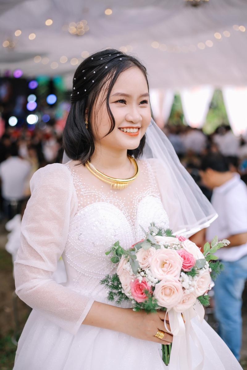 Make Up Út Hương (Áo cưới Út Hương)
