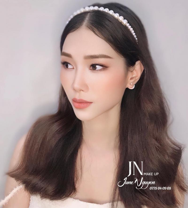 Makeup June Nguyễn