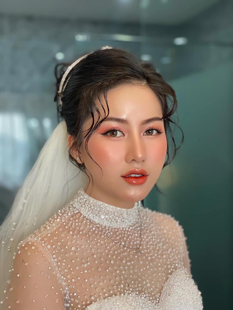 Makeup Phu Quoc - Jendda Huyen