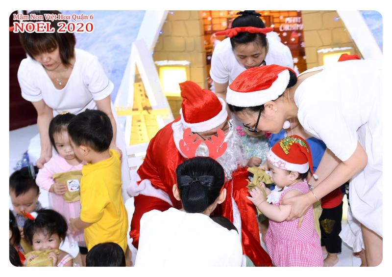 Mầm non Việt Hoa