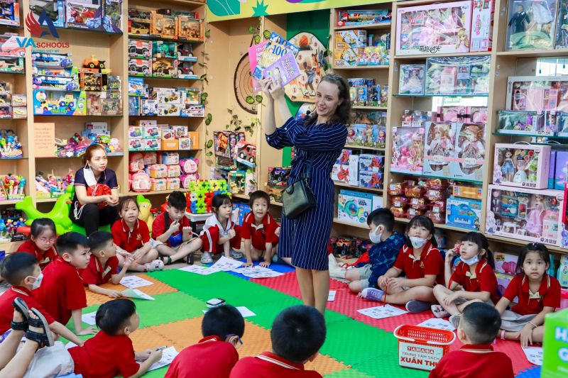 Cô giáo của con