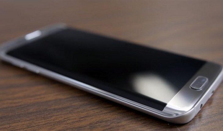 Màn hình Samsung không lên nguồn