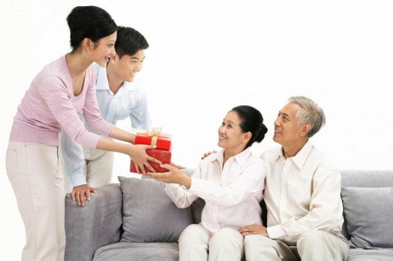 Mang đến một món quà