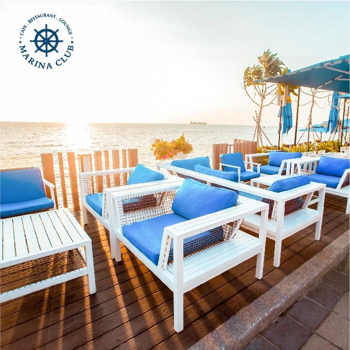 Marina Club - Cafe & Lounge