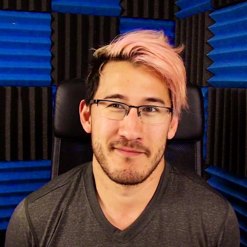 Mark Fischbach là một ngôi sao YouTube chuyên đăng tải các video bình luận game