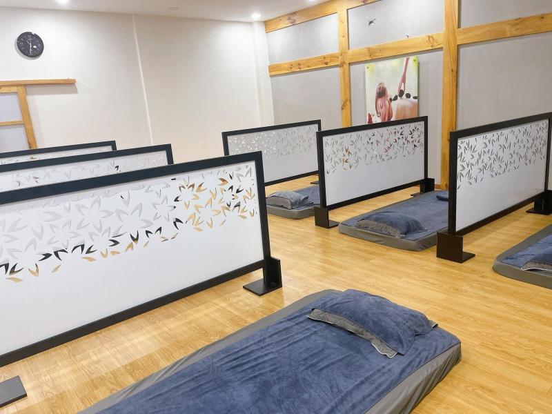 Massage Khoẻ Hoa Chi Anh