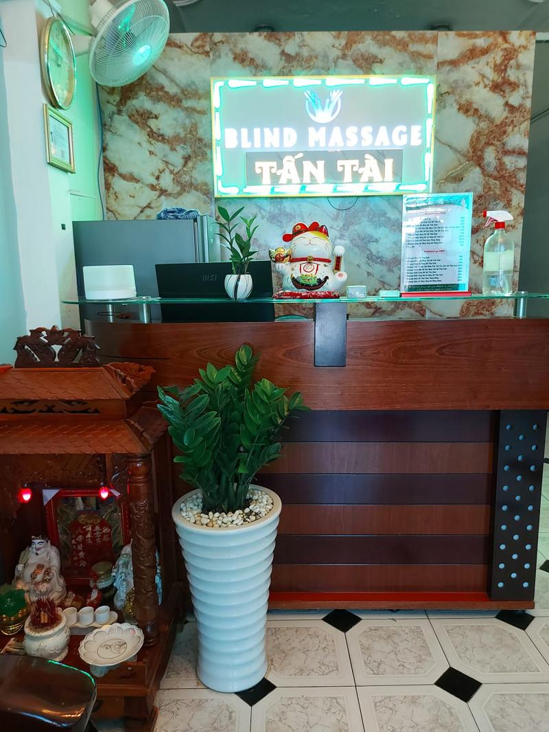 Massage Người Mù Tấn Tài