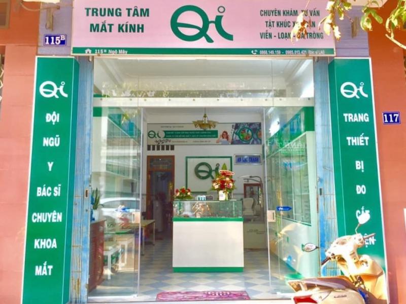 Mắt Kính Qi