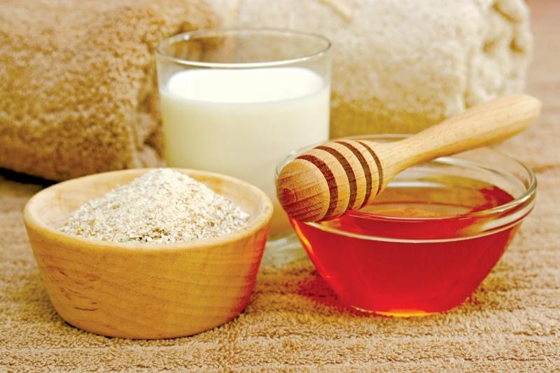 Mặt nạ yến mạch và mật ong