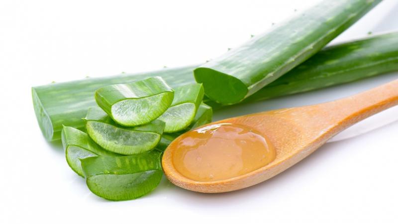 Mặt nạ trắng da từ nha đam