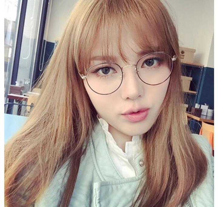 Tóc mái thưa