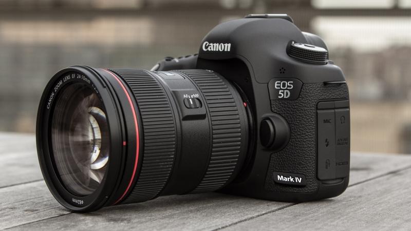 Máy ảnh Canon - Nhật Bản