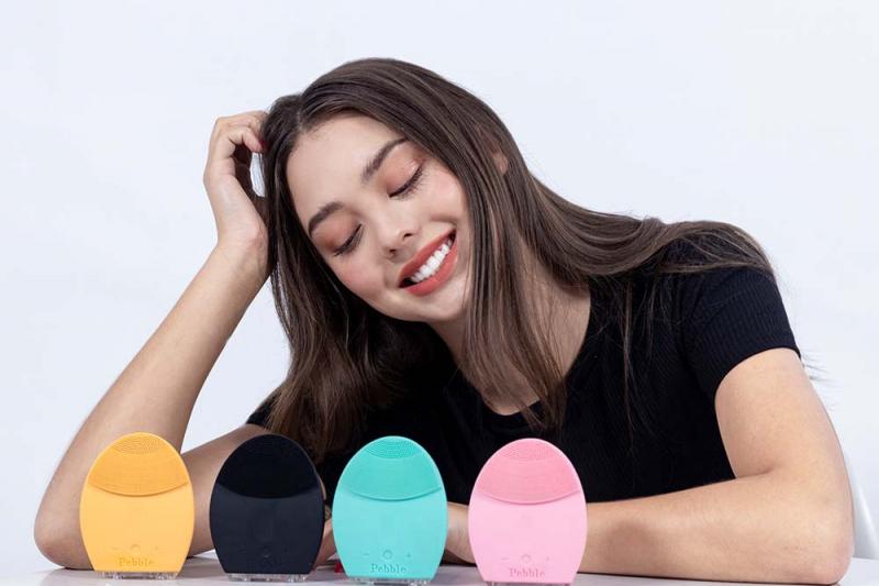 Máy rửa mặt Pebble Lisa