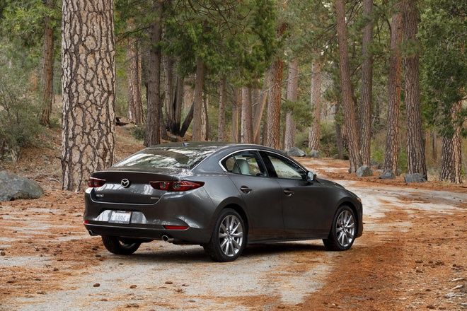Mazda 3 - 728 xe