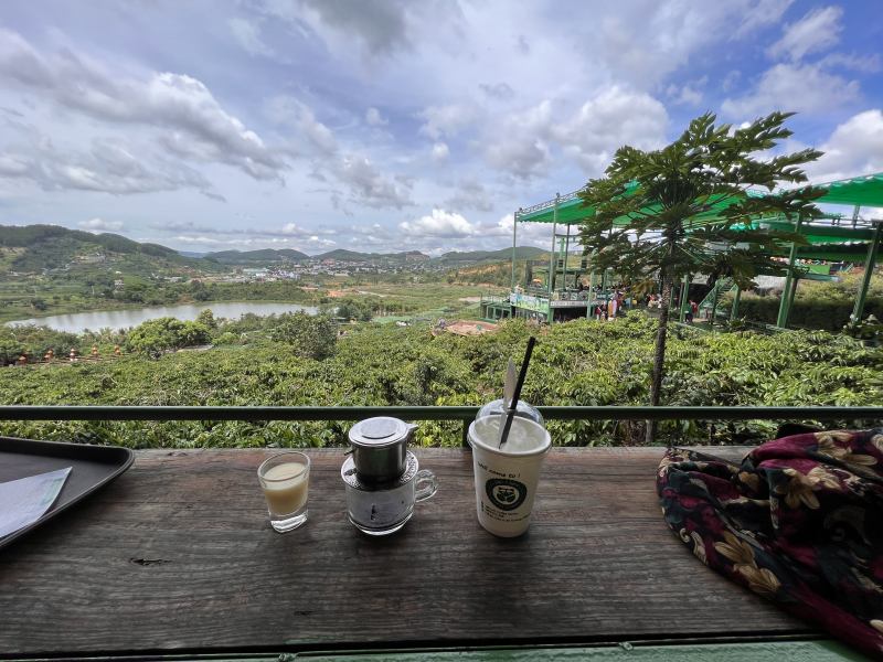 Mê Linh Coffee Garden