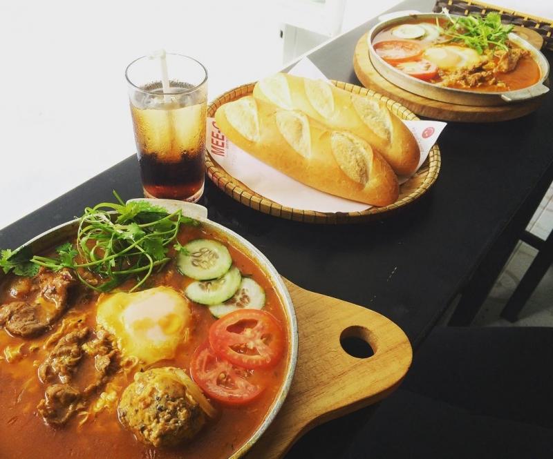 Mee-O – Bánh Mì Chảo ở Huế