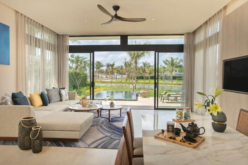 Melia Hồ Tràm Beach Resort