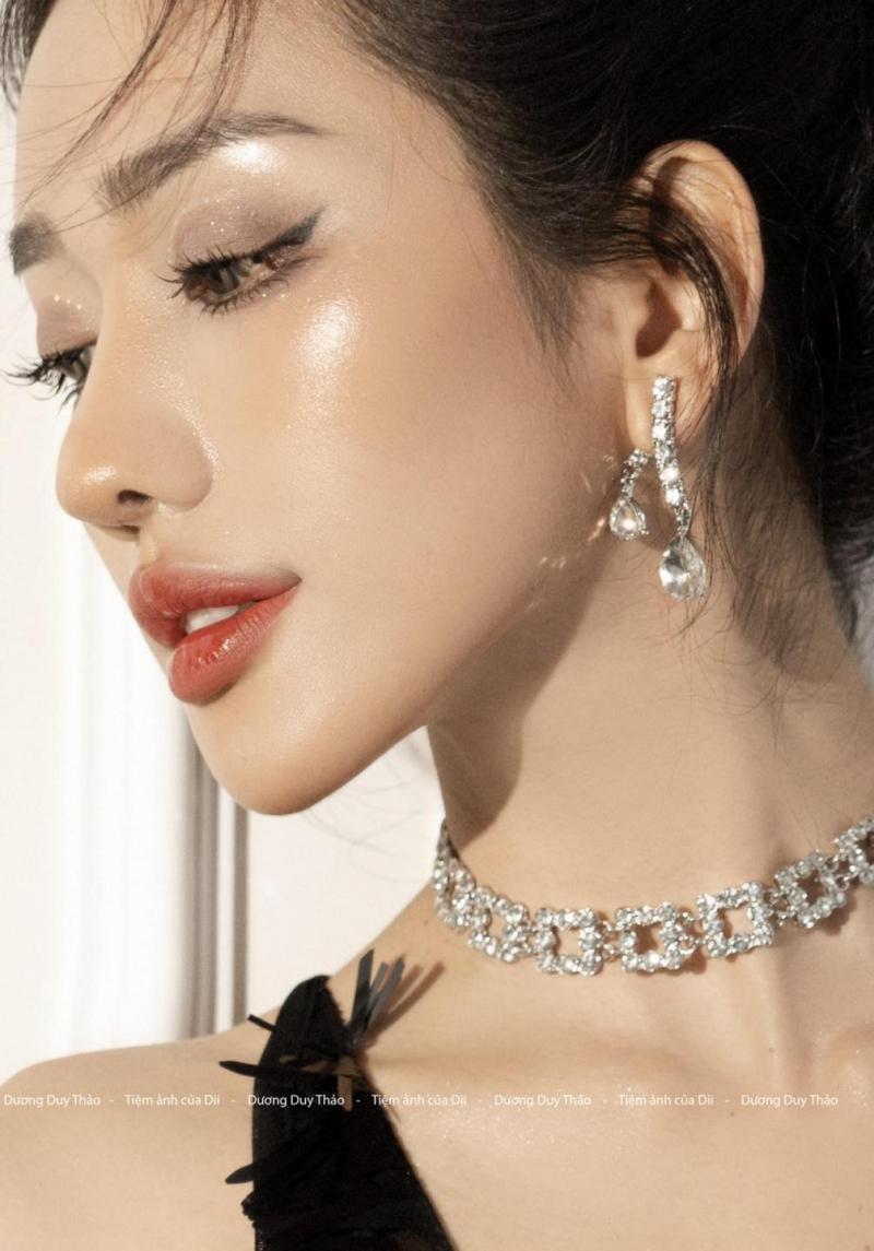 Đinh Hương Makeup
