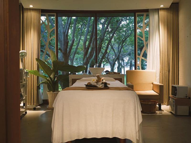 MerPerle Hòn Tằm Resort